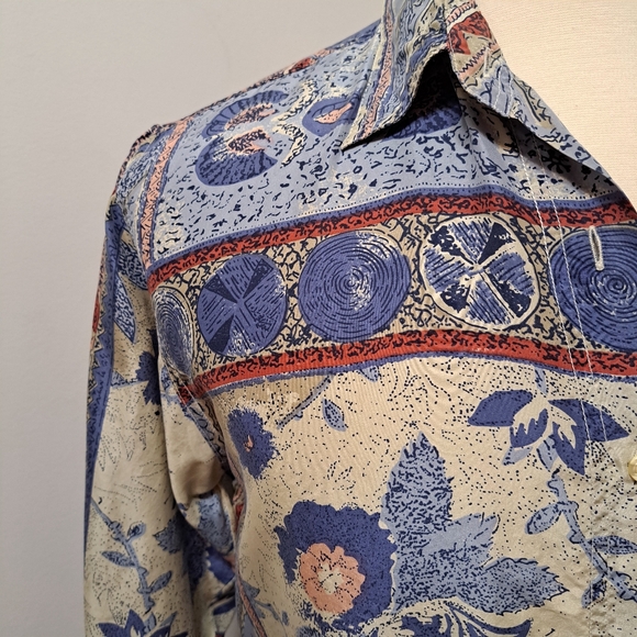 Vintage 100% Silk Rare Find - Picture 4 of 11